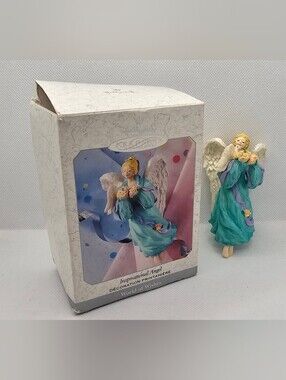 1999 Hallmark World Of Wishes Inspirational Angel Keepsake Ornament Christmas